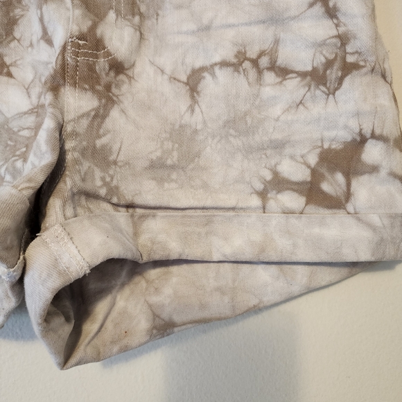 DICKIES Cream Tan Tie Dye Denim Shorts Cuffed Hem Stretchy Festival Size 11 / 30 - Picture 4 of 16